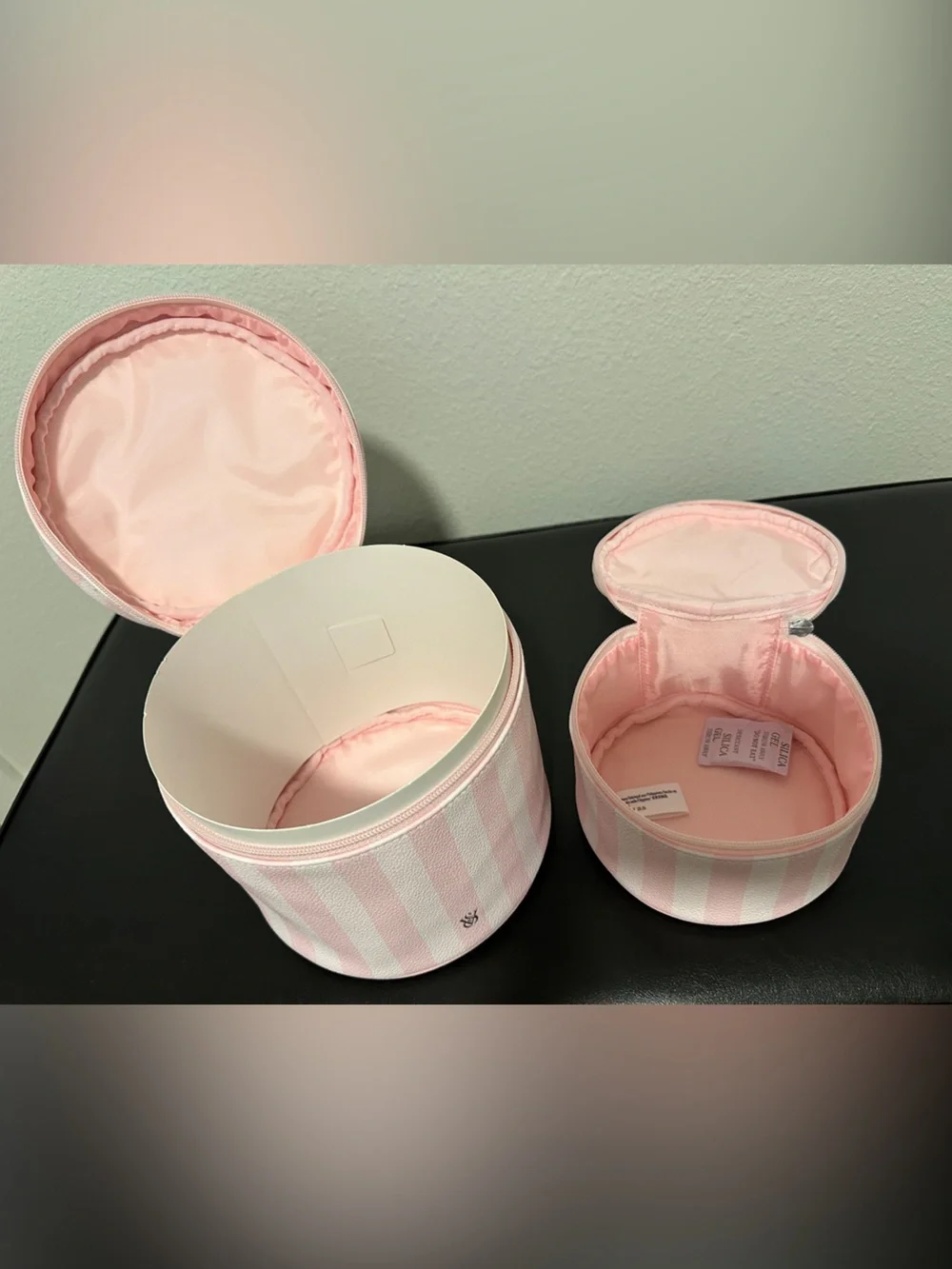 VS Pink Makeup Cases/Bag